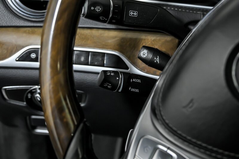 Used 2015 Mercedes-Benz S 550 4MATIC Sedan image 28