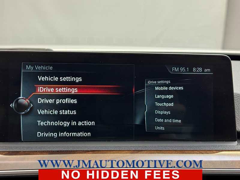 Used 2017 BMW 330i xDrive Sedan image 28