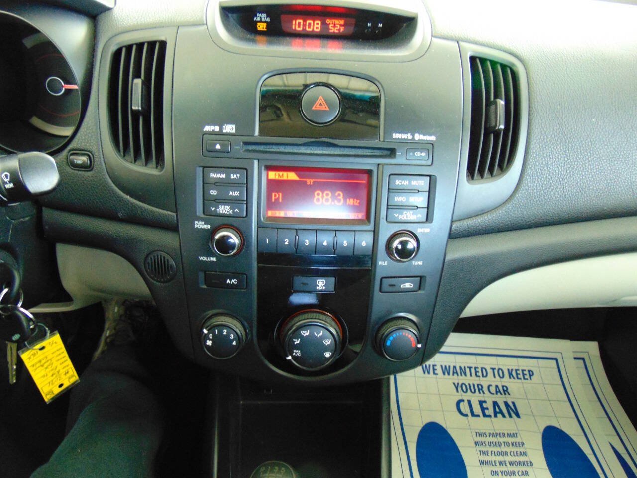 Used 2011 Kia Forte LX FWD image 12