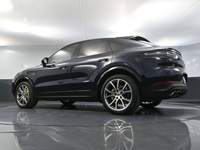 Used 2022 Porsche Cayenne E-Hybrid Coupe AWD/4WD image 49