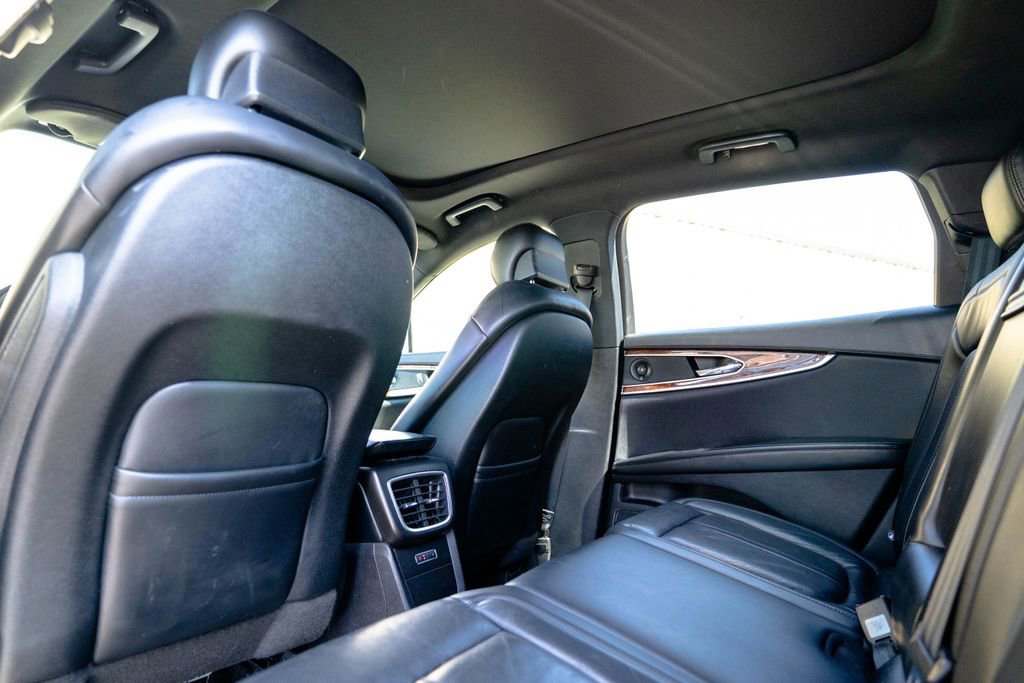 Used 2018 Lincoln MKX Reserve w/ Driver Assistance Package image 31