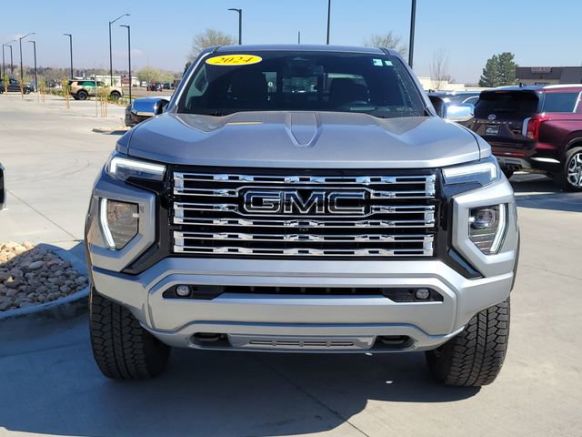 Used 2024 GMC Canyon Denali image 8