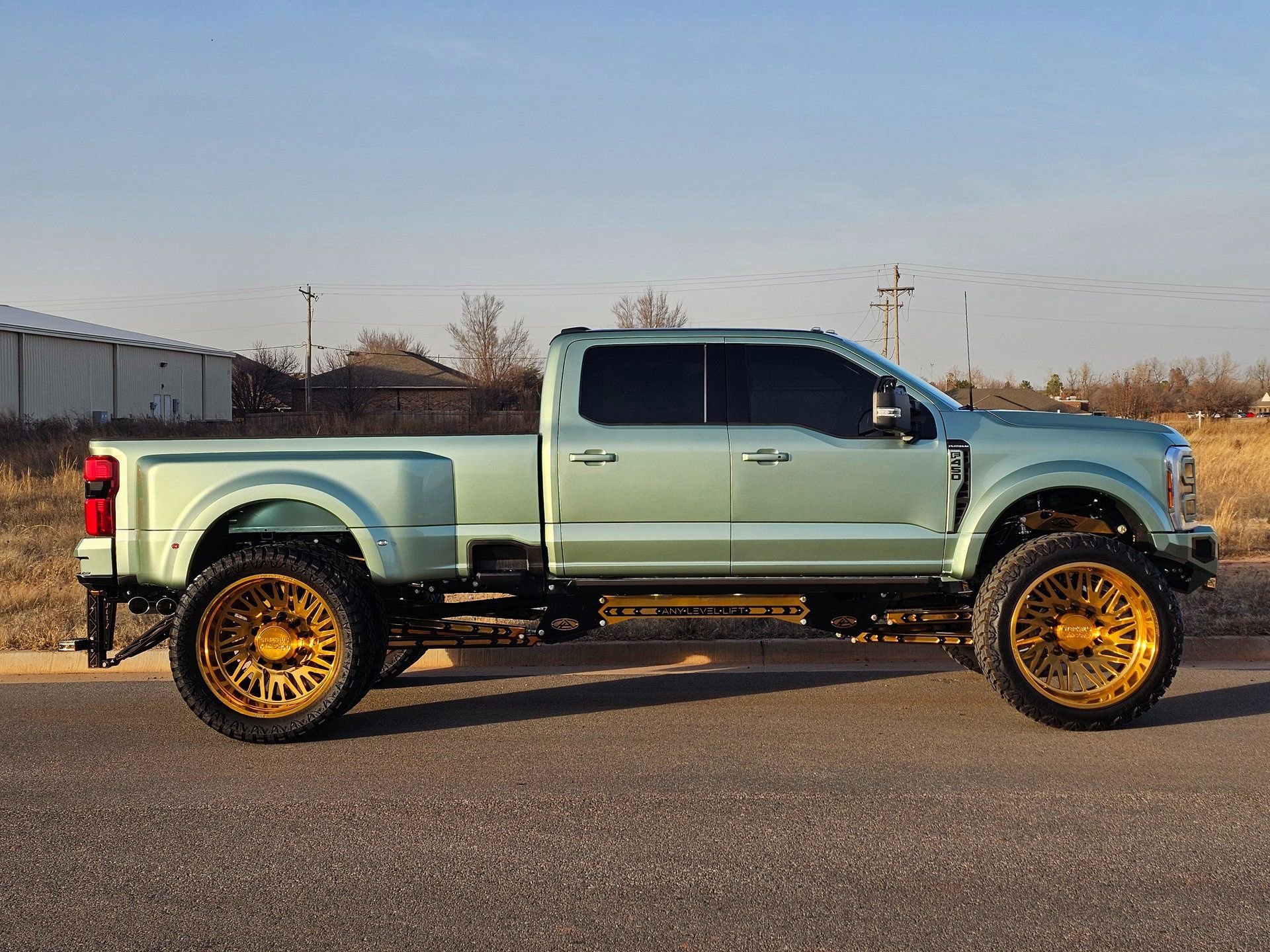 Used 2024 Ford F450 Platinum AWD/4WD image 10