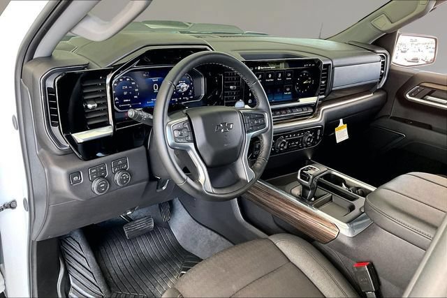 Used 2026 Chevrolet Silverado 1500 LT Trail Boss AWD/4WD image 14