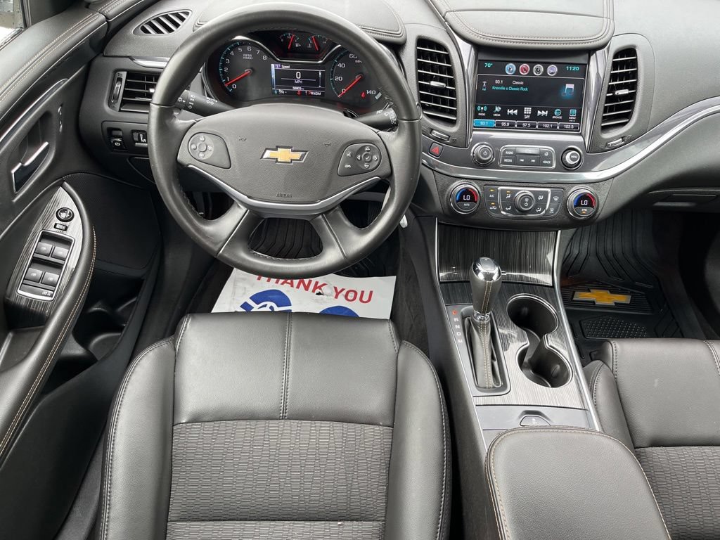 Used 2016 Chevrolet Impala LT FWD image 10