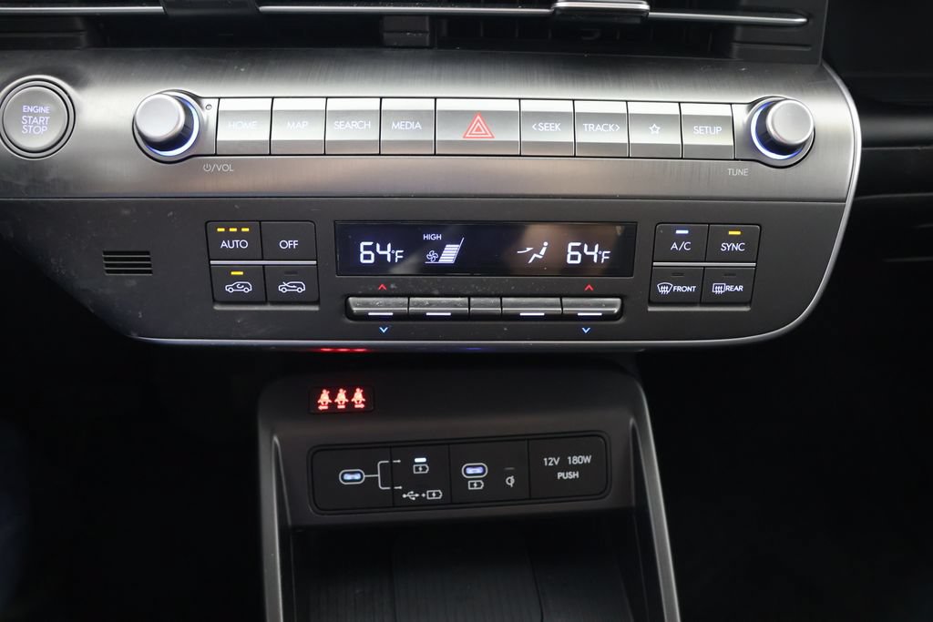 Used 2024 Hyundai Kona SEL w/ Convenience Package AWD/4WD image 15