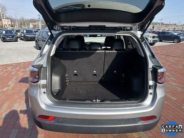 Used 2022 Jeep Compass Latitude image 28