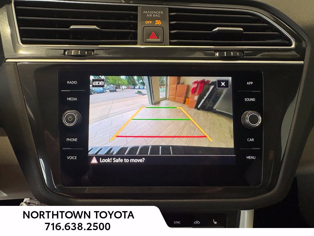 Used 2024 Volkswagen Tiguan SE R-Line AWD/4WD image 14