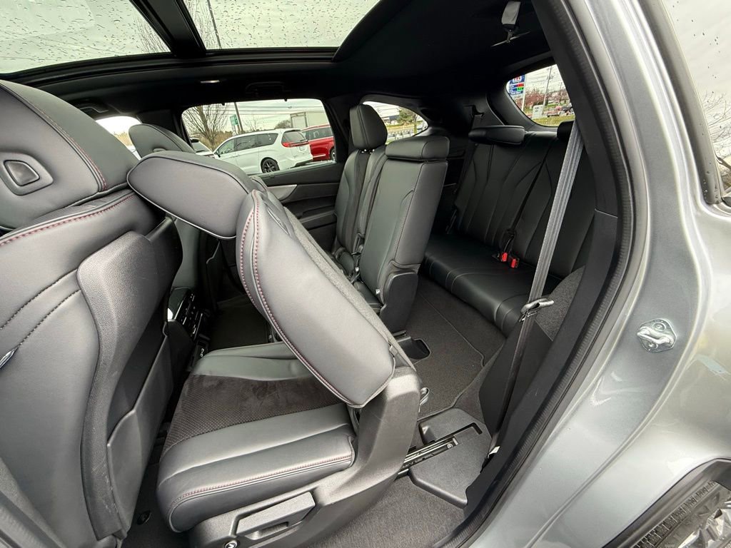 Used 2023 Acura MDX A-Spec AWD/4WD image 35