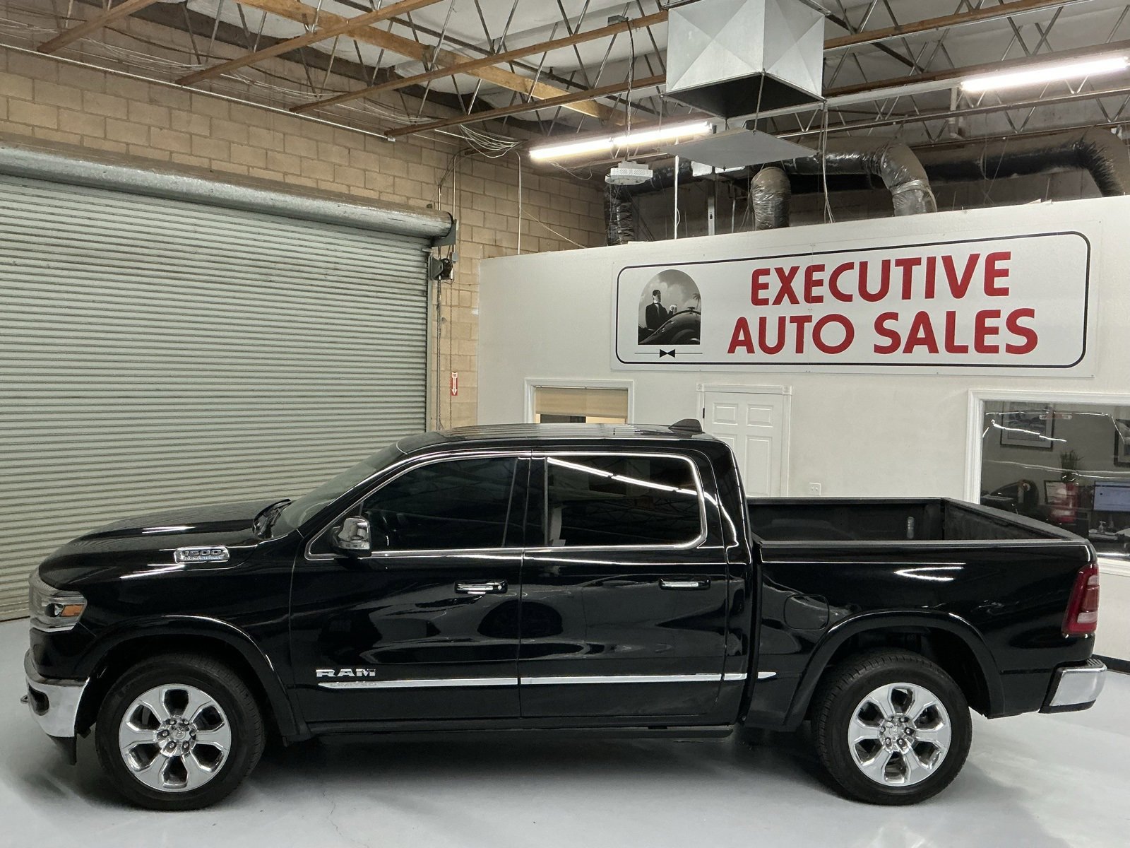 Used 2021 RAM 1500 Limited image 33