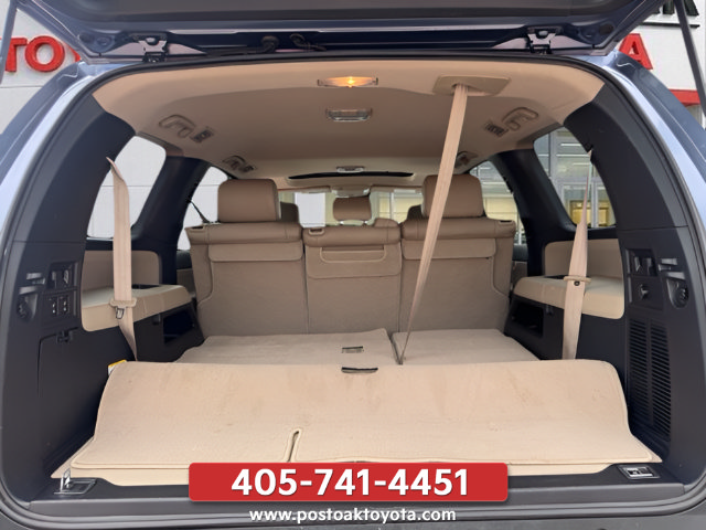 Used 2018 Toyota Sequoia SR5 w/ Premium Package AWD/4WD image 21