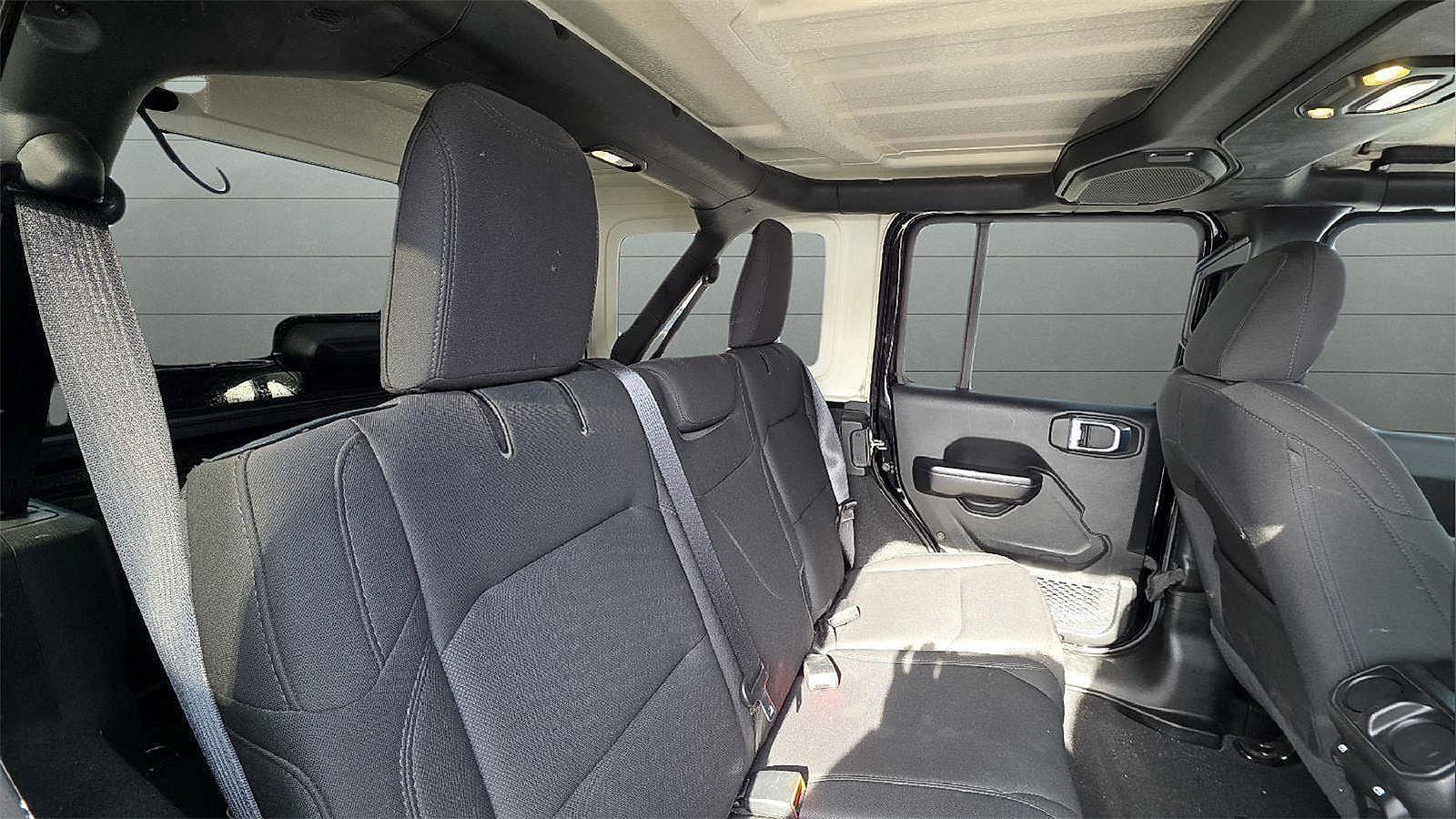 Used 2020 Jeep Wrangler Unlimited Sport S image 30