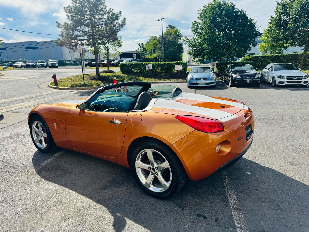 Used 2006 Pontiac Solstice Convertible w/ Premium Package RWD image 7