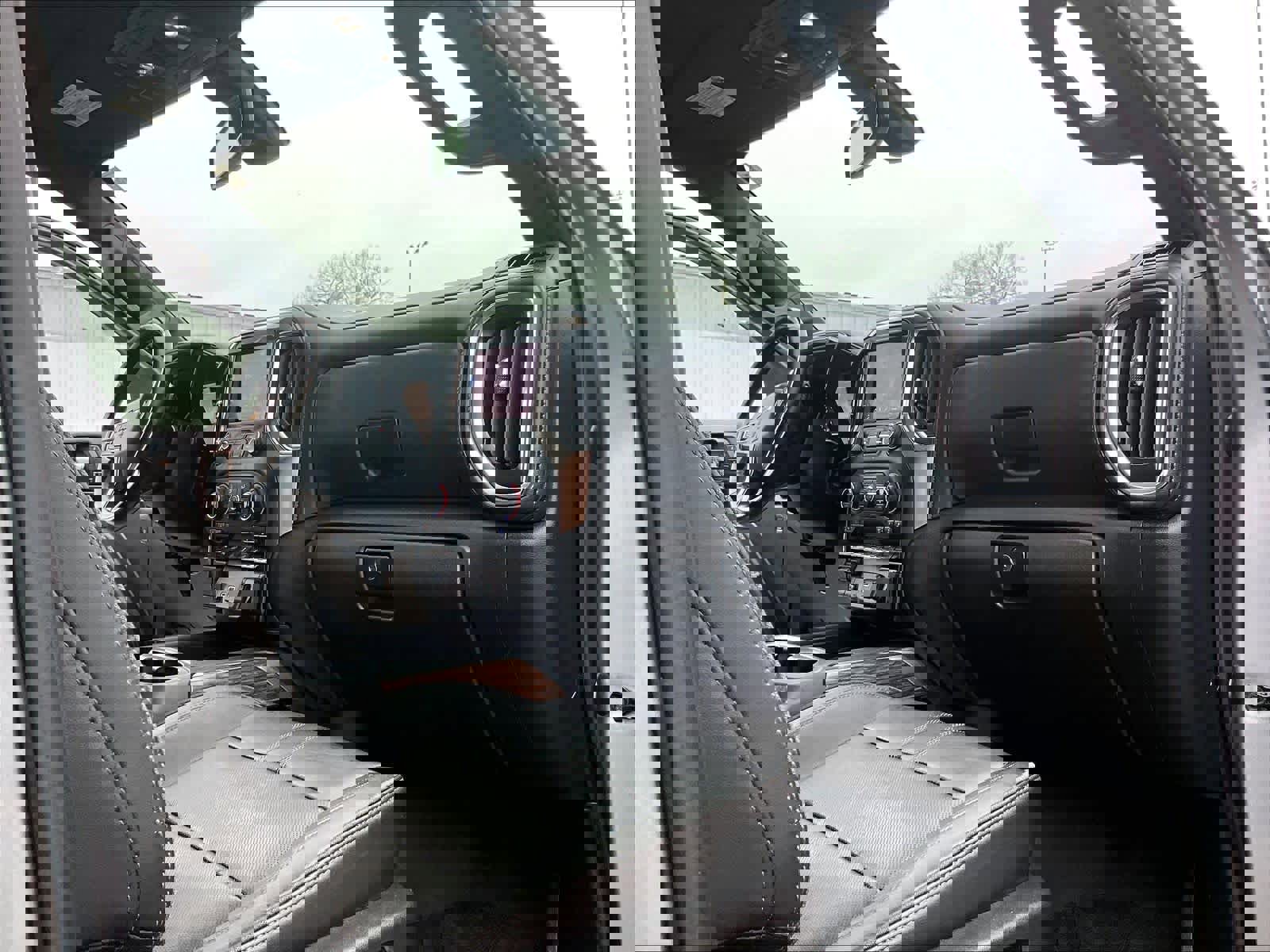 Used 2022 Chevrolet Silverado 1500 High Country image 14