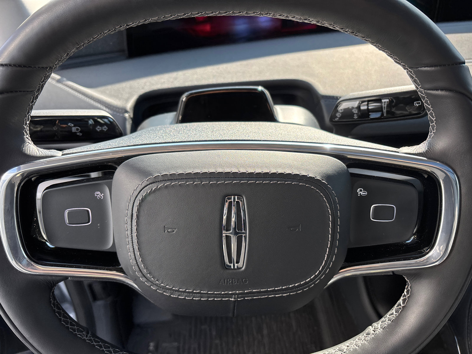 New 2025 Lincoln Navigator Reserve image 15