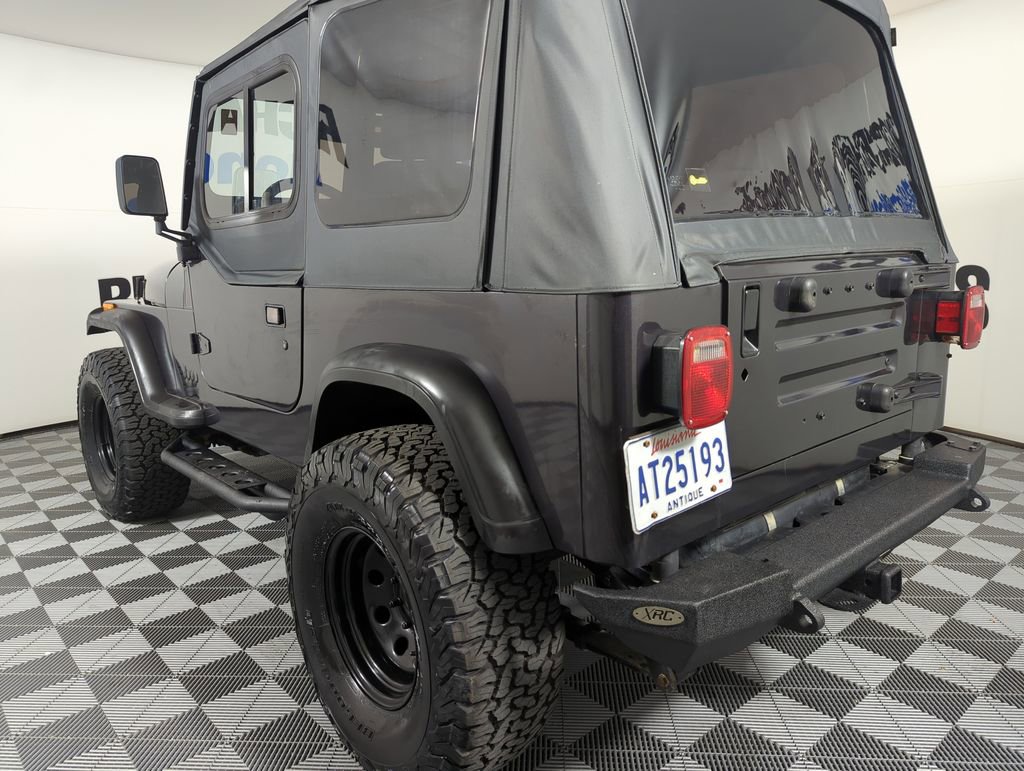 Used 1995 Jeep Wrangler S image 2