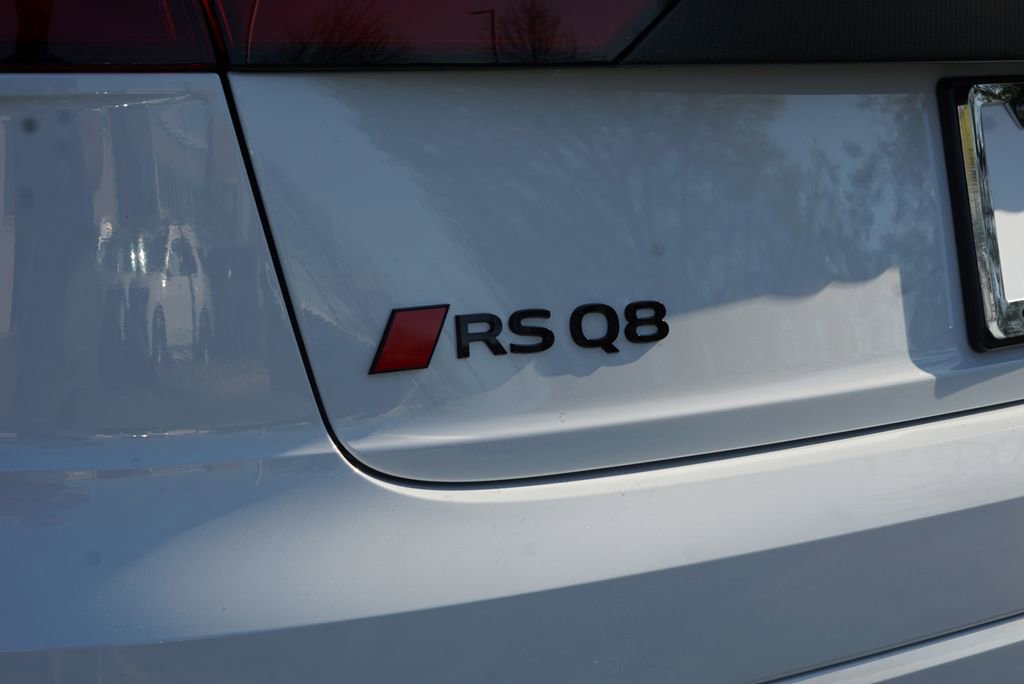 Used 2025 Audi RS Q8 performance image 11