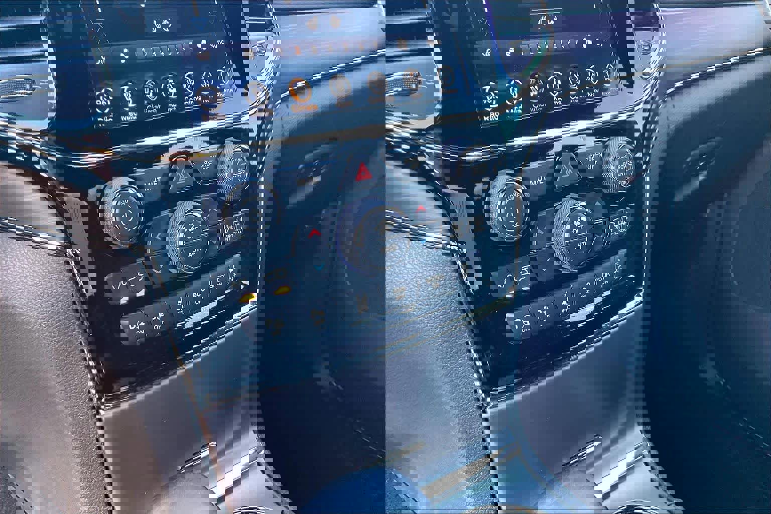 Used 2019 Jeep Grand Cherokee Limited X image 33