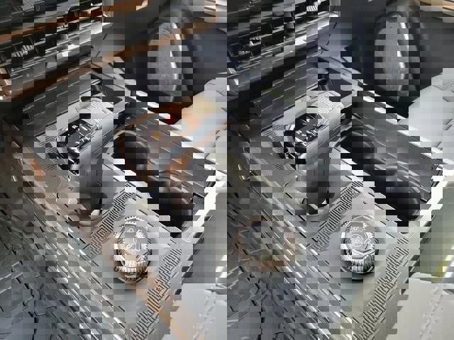 New 2025 GMC Hummer EV 3X w/ LPO, Illumination Package image 18