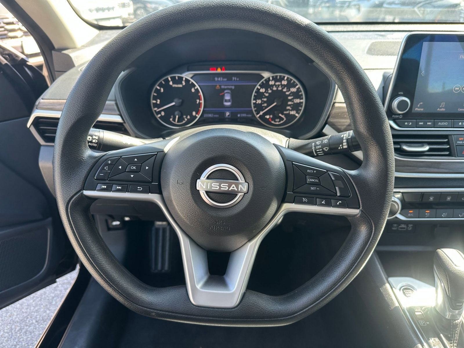 Used 2025 Nissan Altima 2.5 SV FWD image 28