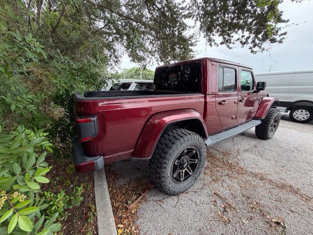 Used 2021 Jeep Gladiator Overland AWD/4WD image 4