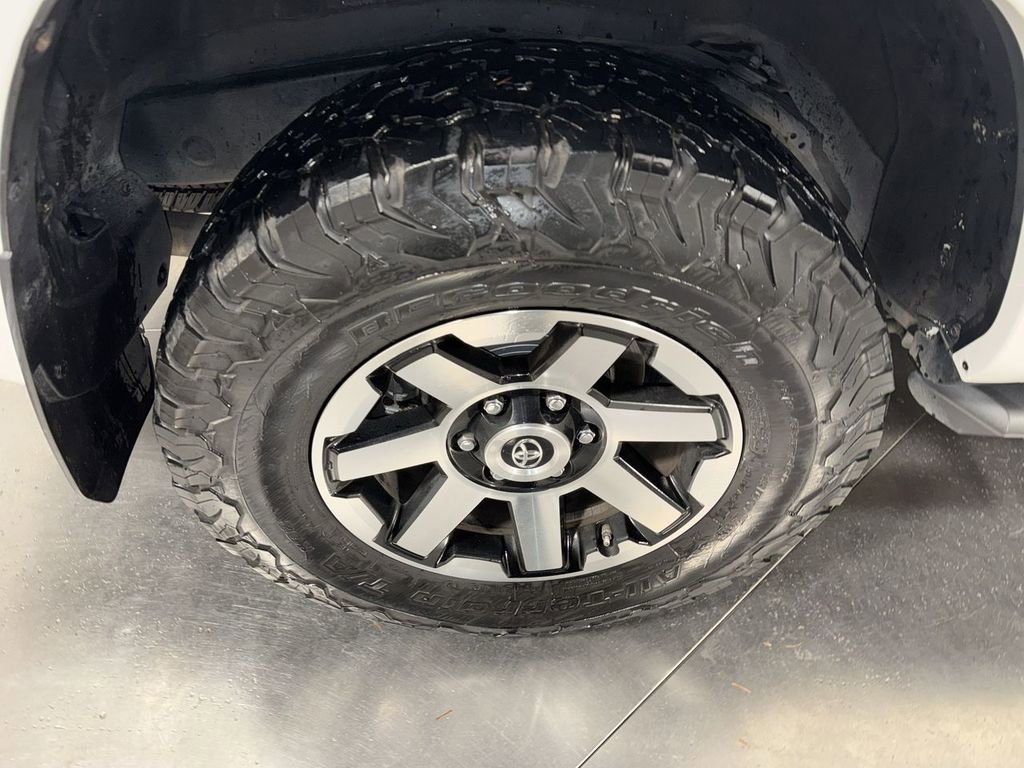 Used 2018 Toyota 4Runner TRD Off-Road Premium w/ Wilderness Package image 13
