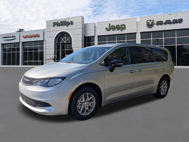 New 2026 Chrysler Voyager LX FWD image 8