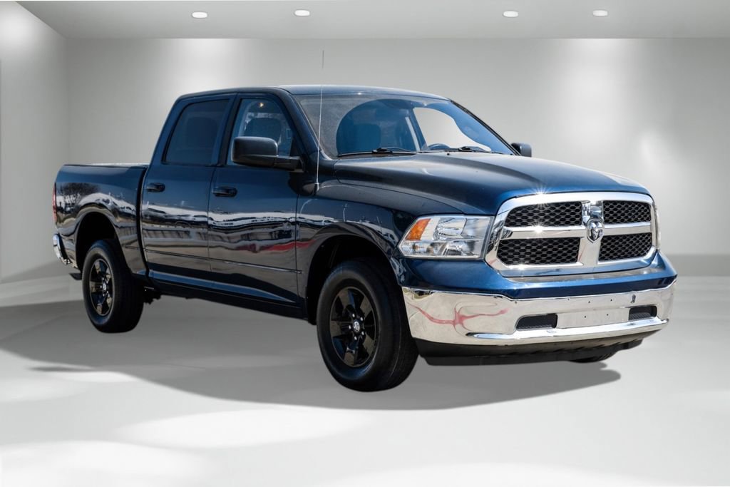 Used 2021 RAM 1500 Classic SLT image 5