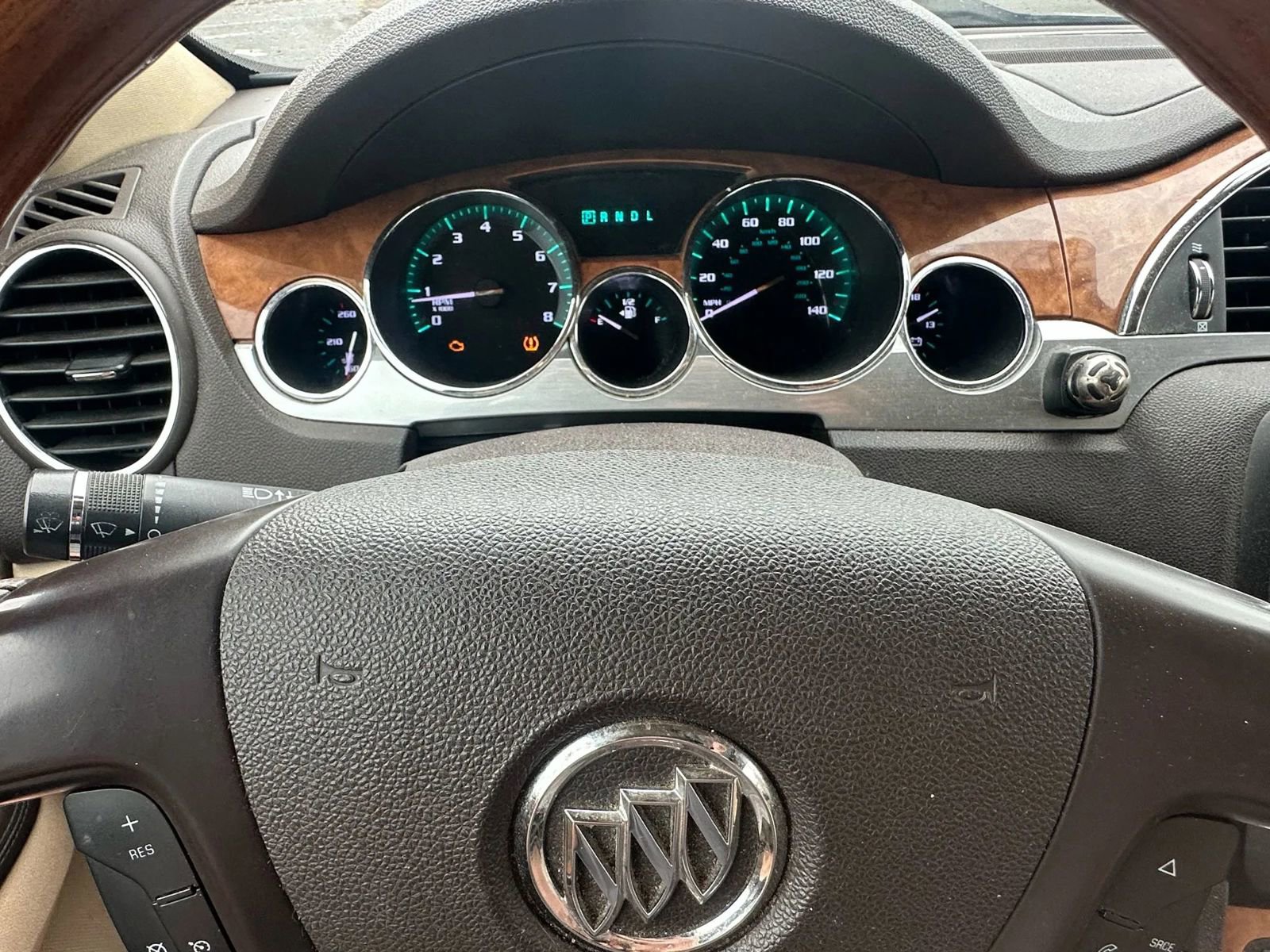 Used 2009 Buick Enclave CXL w/ Entertainment Package #2 image 34