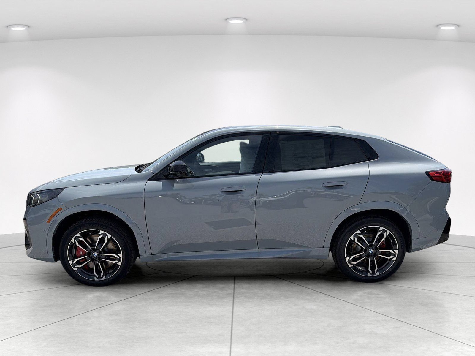 New 2026 BMW X2 xDrive28i w/ Technology Package AWD/4WD image 7