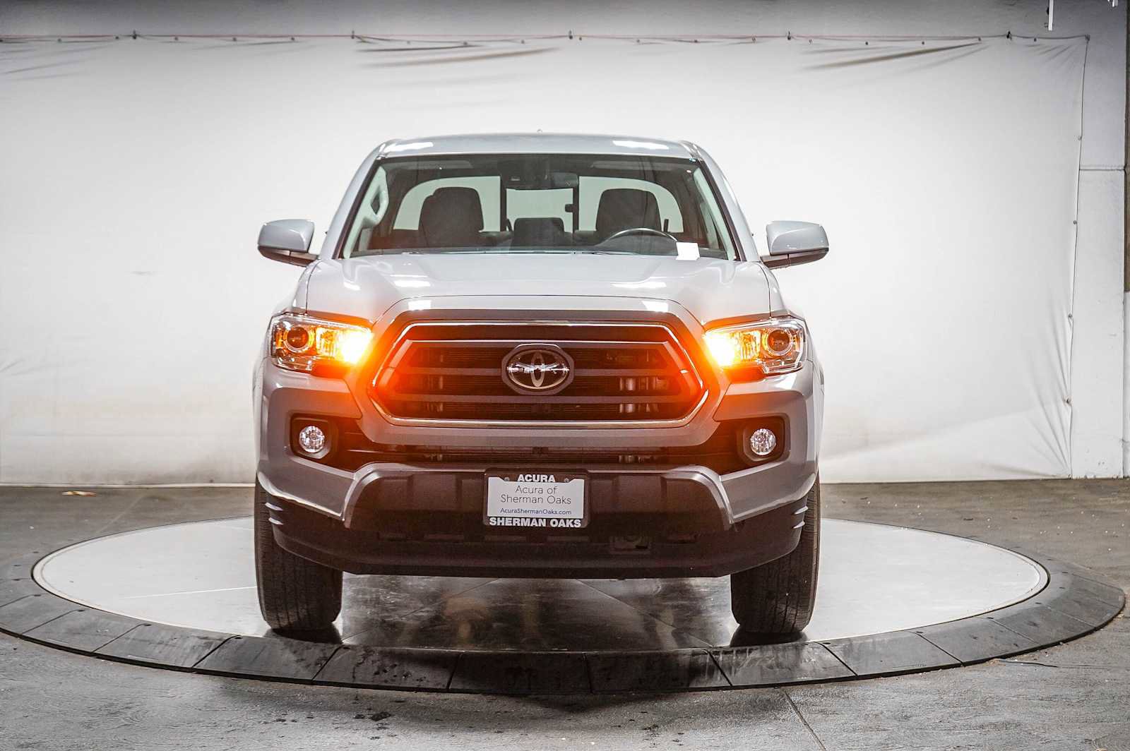 Used 2021 Toyota Tacoma SR5 image 8