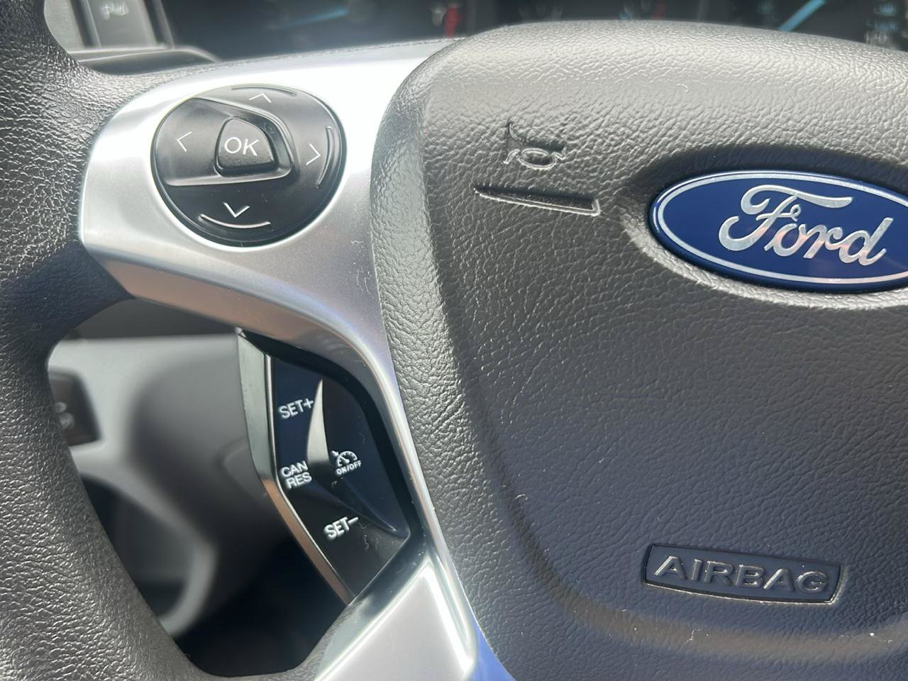 Used 2019 Ford Transit 150 130 Low Roof RWD image 23