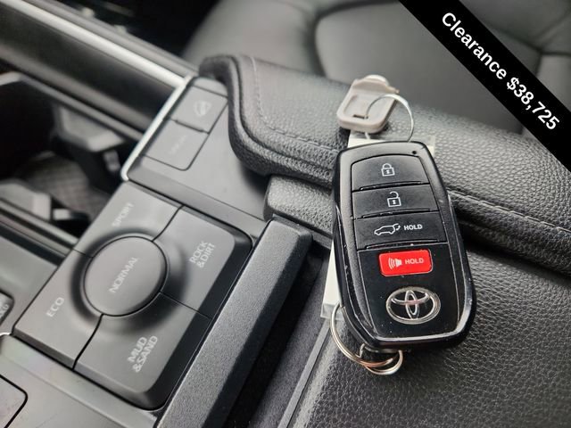 Used 2024 Toyota Grand Highlander XLE image 45