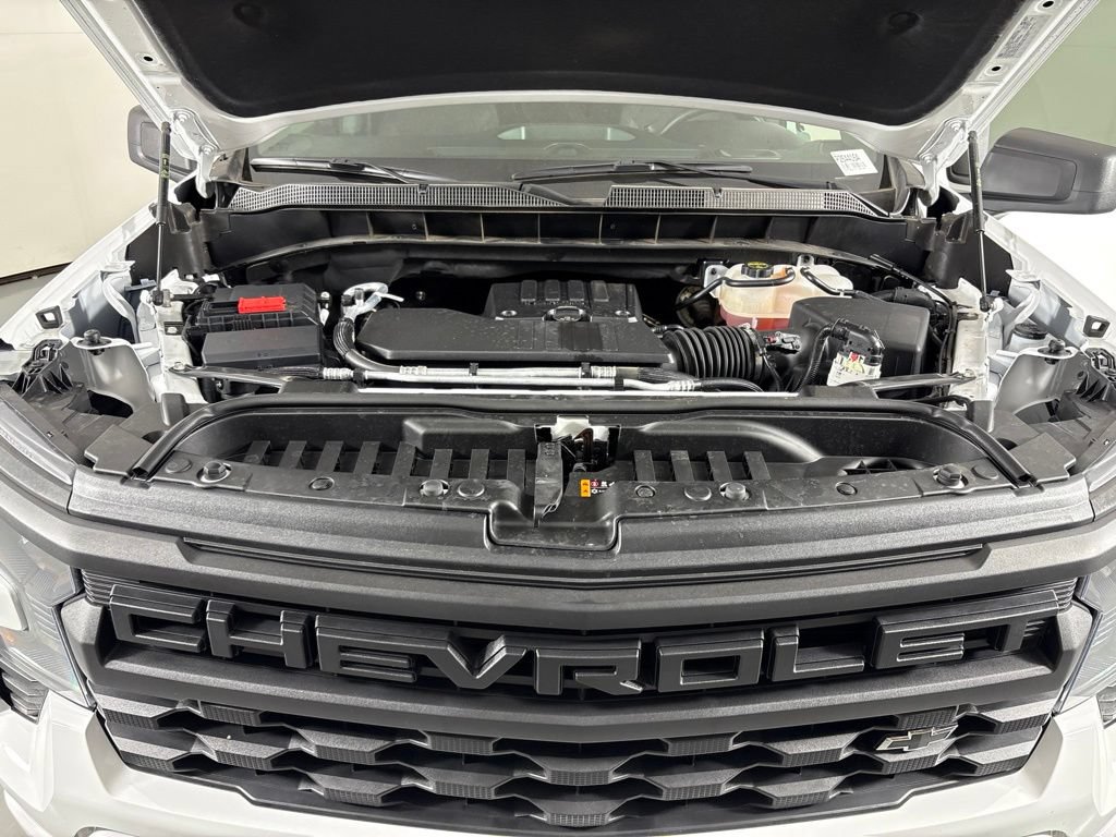 Certified 2026 Chevrolet Silverado 1500 Custom AWD/4WD image 49
