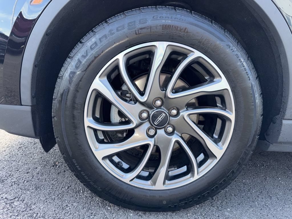 Used 2021 Lincoln Corsair AWD image 19