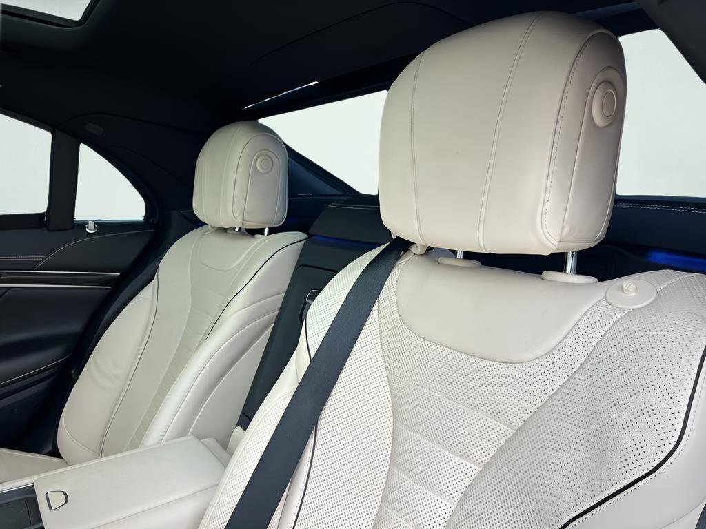 Used 2018 Mercedes-Benz S 560 Sedan image 22