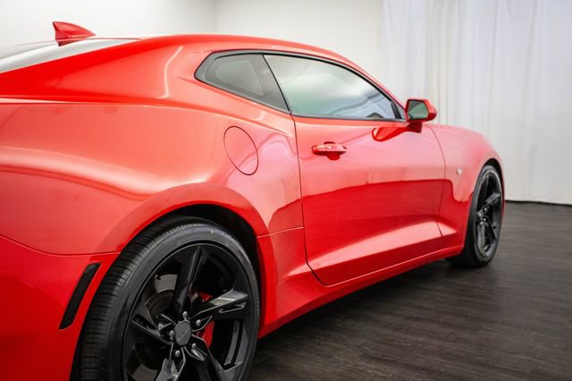 Used 2016 Chevrolet Camaro SS image 29