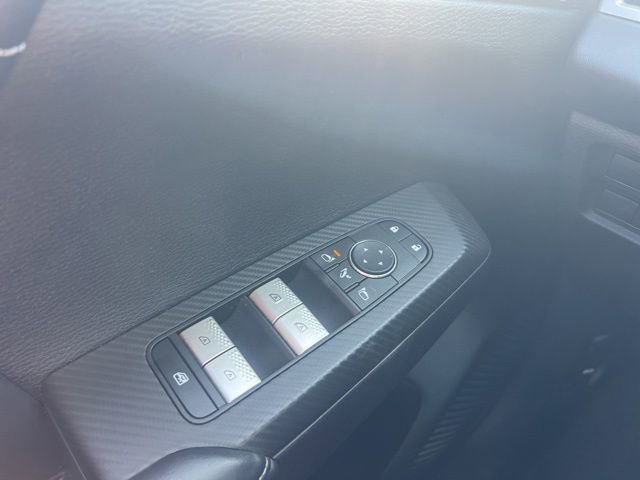 Used 2024 Mitsubishi Outlander SE image 15