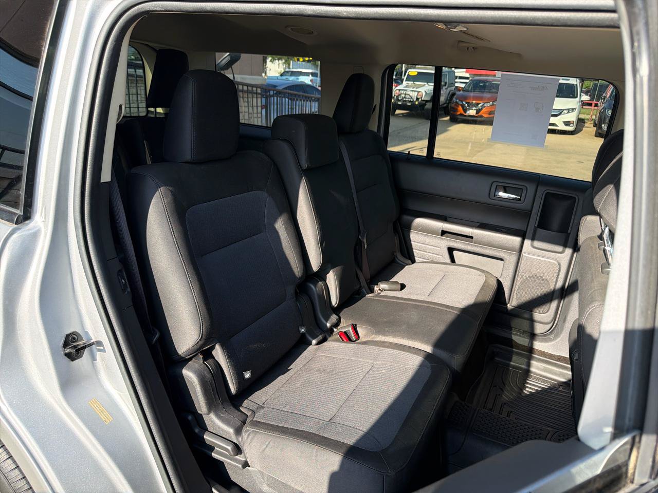 Used 2017 Ford Flex SE FWD image 20