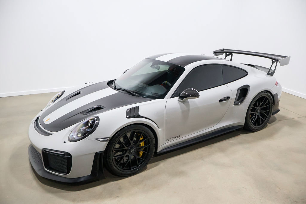 Used 2018 Porsche 911 GT2 RS w/ Weissach Package RWD image 12