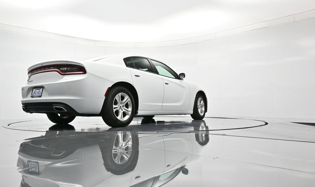 Used 2022 Dodge Charger SXT w/ Leather Interior Group image 40