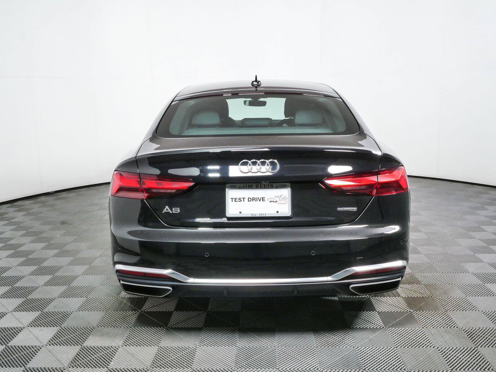 Used 2024 Audi A5 2.0T Premium Plus w/ Premium Plus AWD/4WD image 27