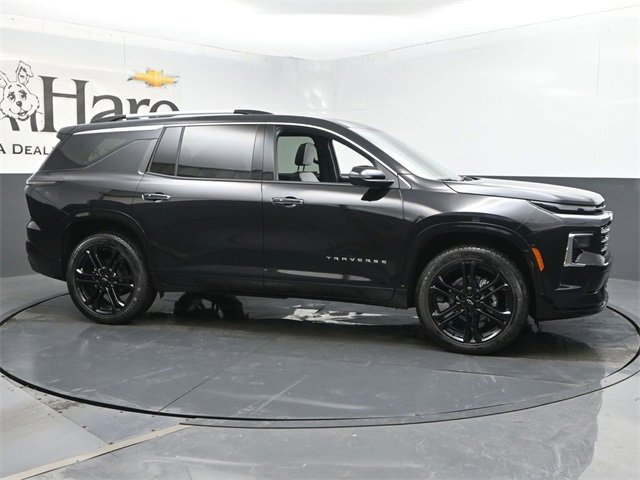 New 2025 Chevrolet Traverse High Country w/ LPO, Floor Liner Package image 28