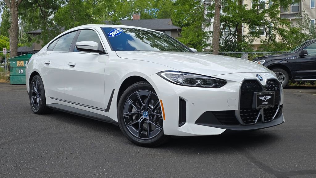 Used 2023 BMW i4 eDrive40 w/ Premium Package RWD image 2