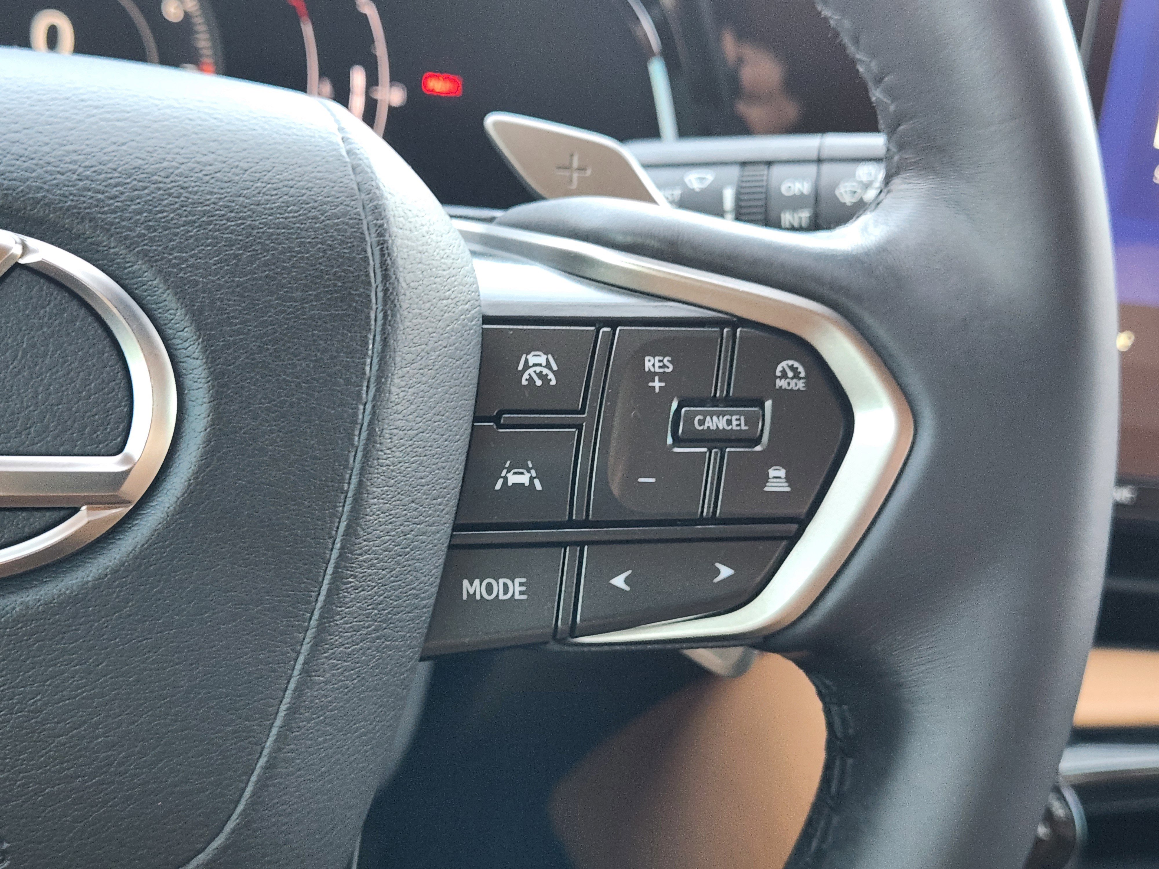 Certified 2025 Lexus NX 250 FWD w/ Accessory Package (2T) image 34