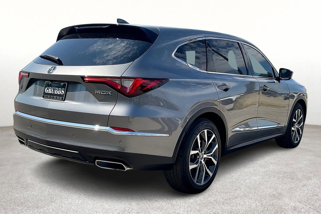 Used 2023 Acura MDX FWD w/ Technology Package image 2