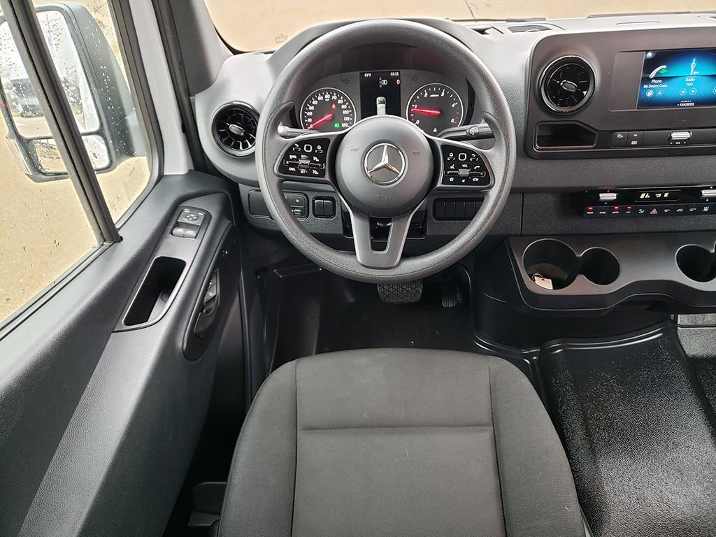 Used 2024 Mercedes-Benz Sprinter 2500 image 17
