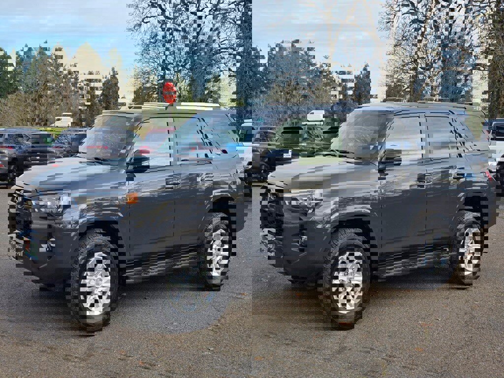 Used 2024 Toyota 4Runner SR5 Premium image 32