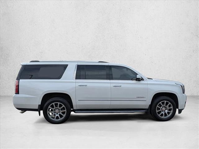 Used 2018 GMC Yukon XL Denali video 4