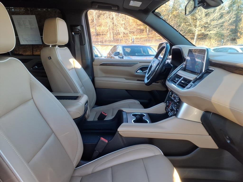 Used 2021 Chevrolet Suburban Premier image 20